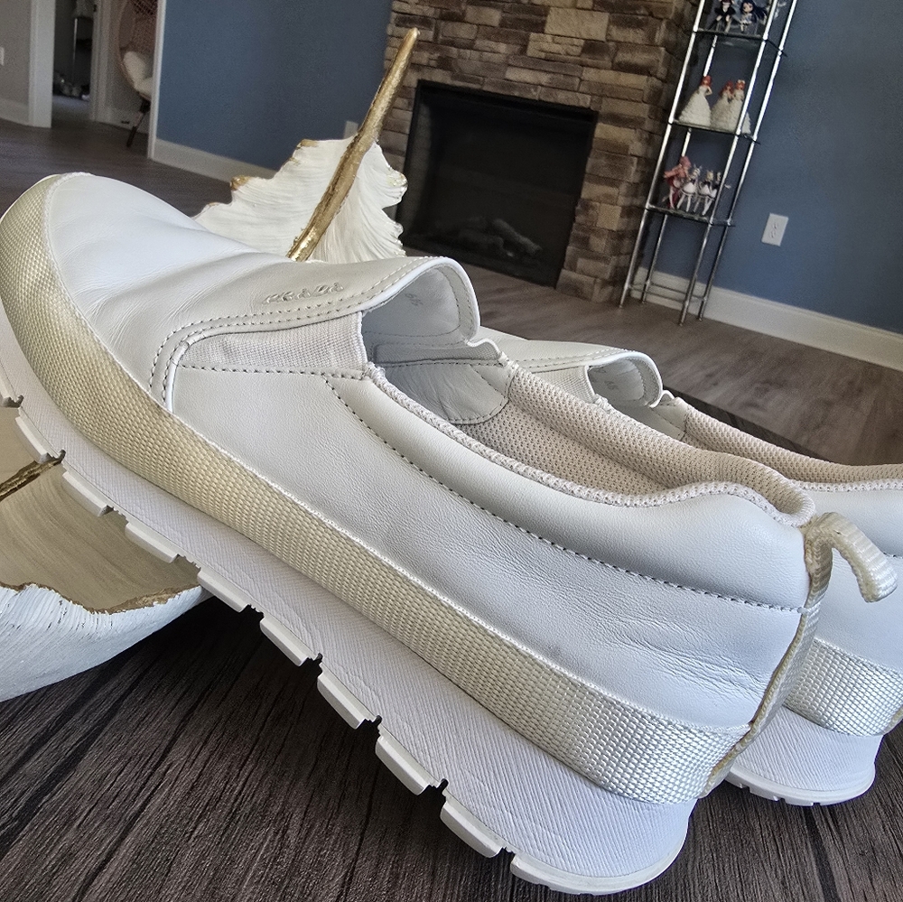 Authentic Prada White Leather Slip-On Shoes - Picture 11 of 16
